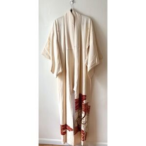 Vintage 100% Silk Japanese Kimono Hand Sewn Ivory Patterned